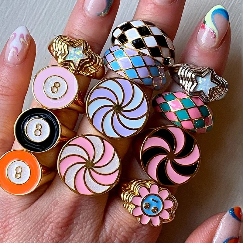 

INS HOT Alloy Oil Drop Summer Day Pinwheel Glitter Jelly Enamel Signet Ring for Women Girl 2021 Trendy Holiday