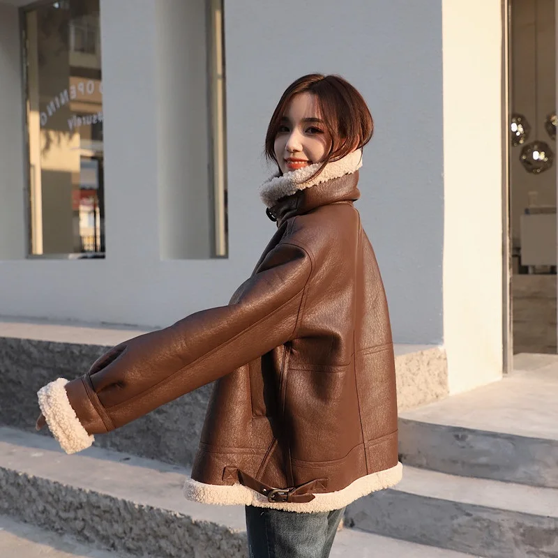 Женская кожаная куртка с искусственным мехом шерстяное пальто зимнее из