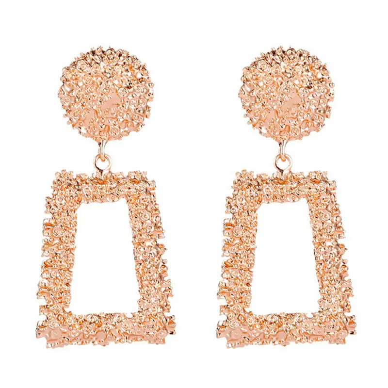 Женские винтажные серьги золотистого цвета с геометрическим узором