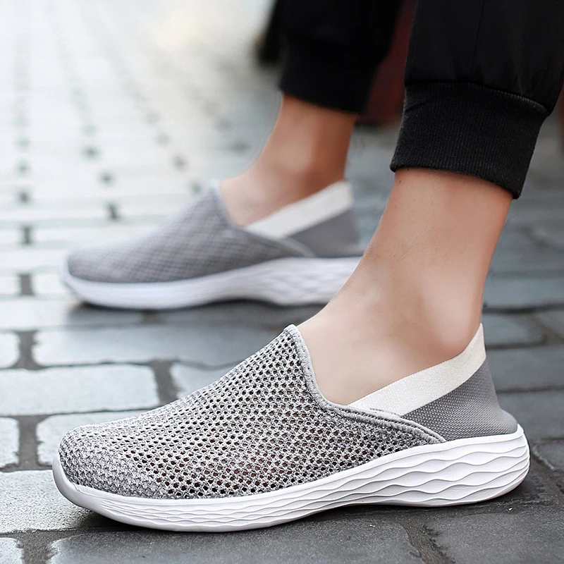 

Spring New Ultra-light Mesh Breathable Couple Shoes Casual Soft-soled Running Shoes Women's Shoes Large Size Men's Shoes