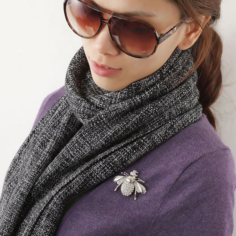 

Women Delicate Little Bee Brooches Gold With Crystal Rhinestone Pin for Women Vintage Jewelry Fashion Insect Brooch Pin Gifts