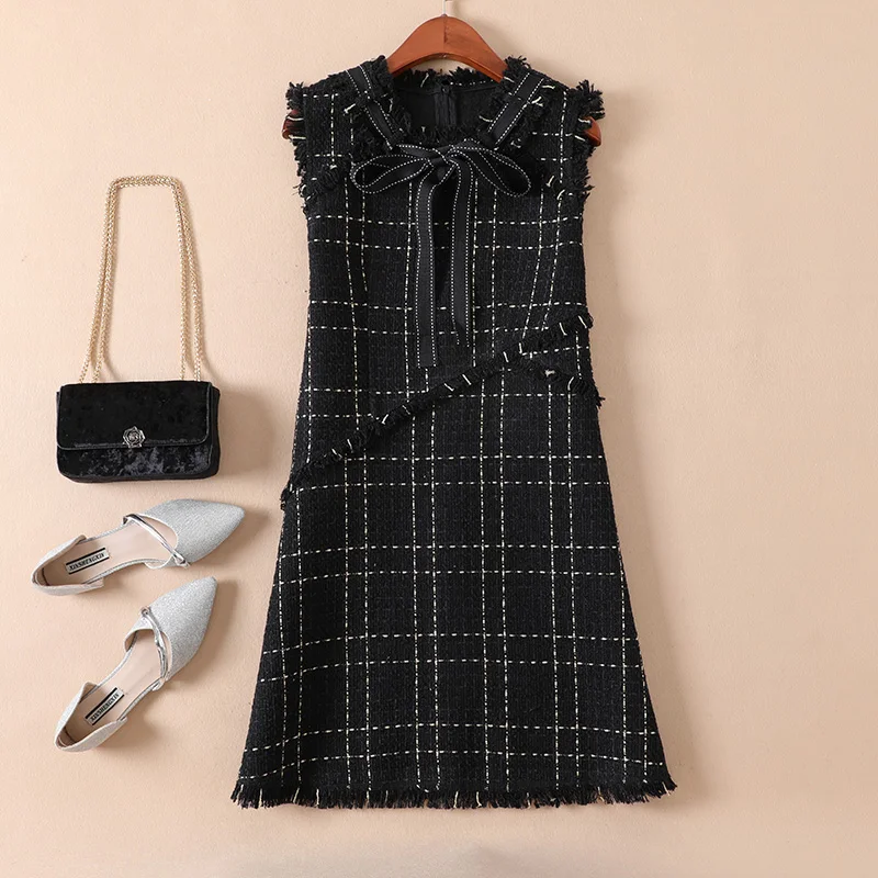 Женское шерстяное платье жилет без рукавов винтажное твидовое мини в клетку с