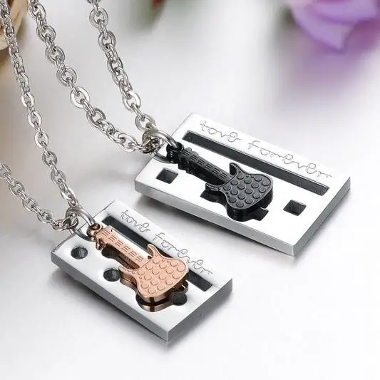 

Valentines Gift Lovers Necklace High Quality Fastness Stainless Steel Guitar Pendant Necklace for Couples Factory Price