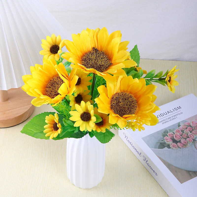 

Simulation of 13 Sunflowers, Artificial Plants, Fake Silk Flowers, Home Garden Pastoral Decoration
