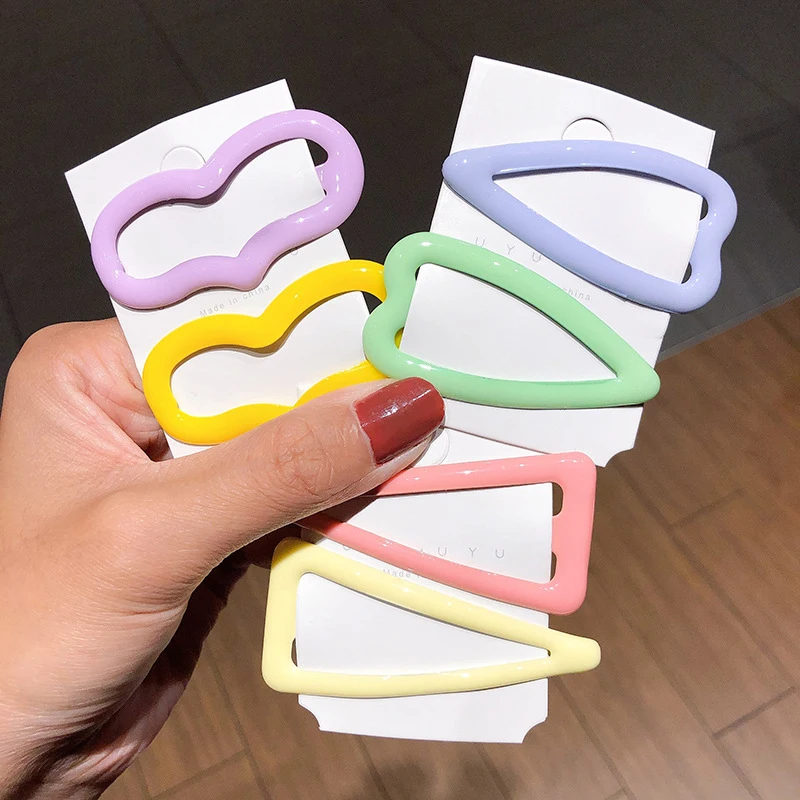 

Various Colors Hairpin Set For Women Girls Fashionable Sweet Hair Clips Trendy Charm Heart Triangle Personality Metal Barrettes