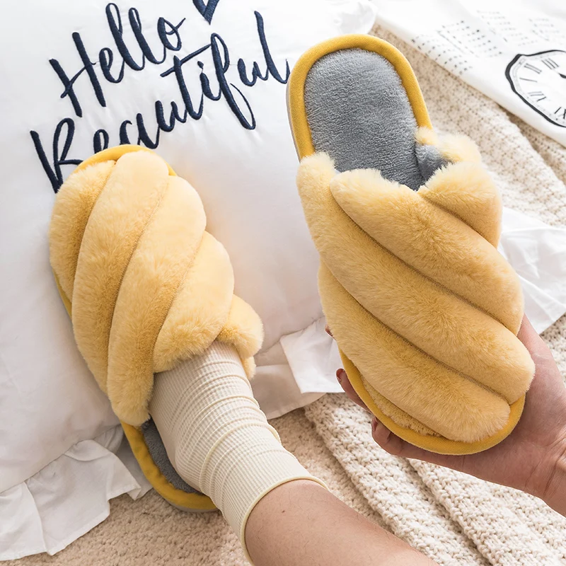 

Furry Slippers Ladies Winter Plush Indoor Bedroom Non-slip Women Faux Fur Warm Shoes Female Slip on Home Men House