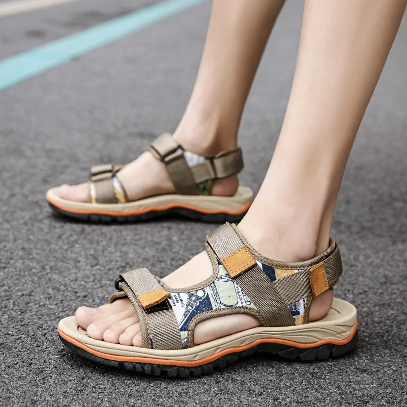 

CYYTL Men's Sandals Fashion Summer Beach Shoes Comfortable Breathable Leather Strap Outdoor Travel Slippers Casual Open Toe