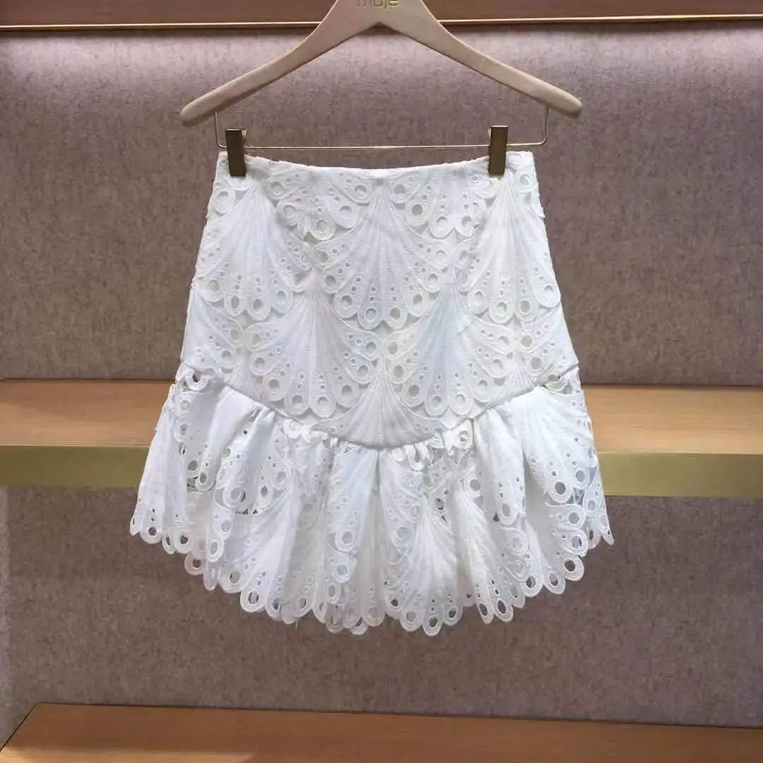 

Women Sweater2021 Amoi Water-soluble Flower Hollow Large Lace Lace Stand-up Collar Crop Top