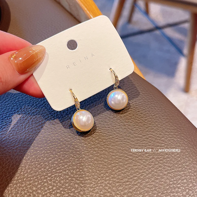 

Vintage Rhinestone Pearl Drop Earrings for Women Fashion Korean Metal Gold Plated Round Earrings Girls Jewelry Gift Wholesale