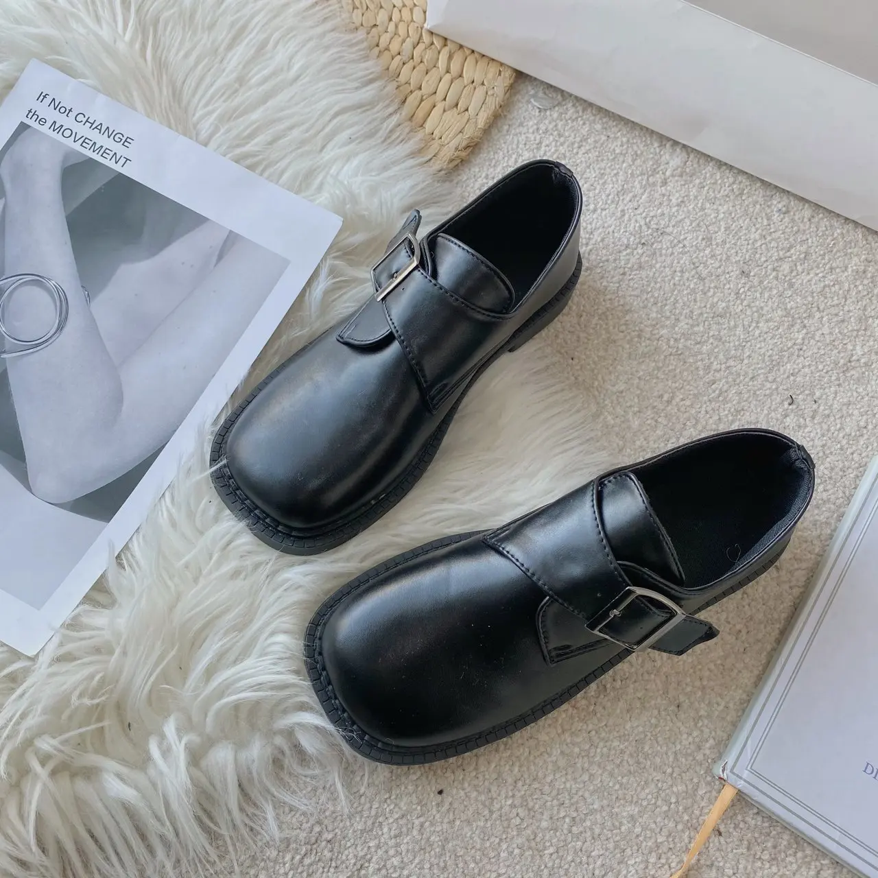 

OIMG Women Flat Shoes Round Toe Lace-Up Oxford Shoes Woman Genuine Leather Brogue Women Platform Shoes Zapatos Mujer Loafers