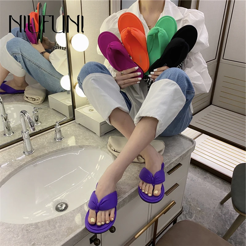 

Candy Color Flip Flops Summer Outdoor 2021 New Flat Beach Women Slippers Rhinestone Pearl Tassel Clip Toes Slip-On Slides Shoes