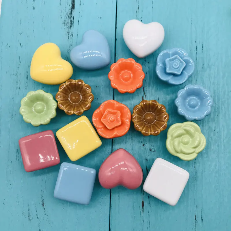 Цветные керамические ручки для дверных ящиков с сердечками в европейском стиле