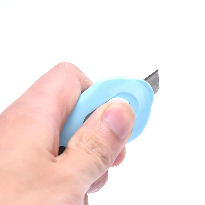 

1 Piece Mini Candy Opening Package Cutter Office School Art Student Small Knife Portable