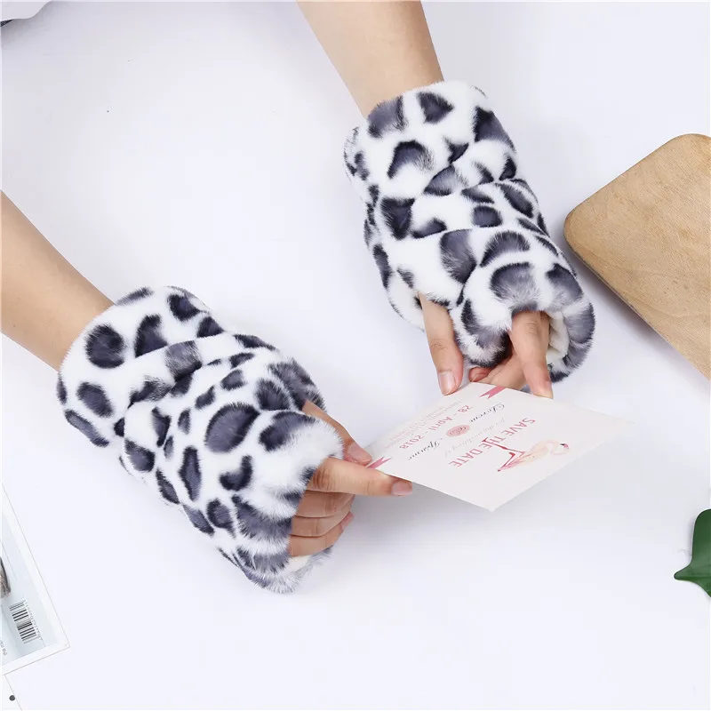 Милые теплые перчатки Qearlstar с леопардовым принтом плюшевые варежки без пальцев