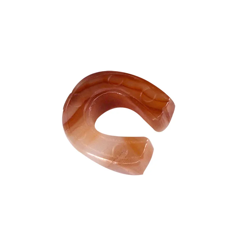 Ожерелье с подковой из натурального кристалла и полудрагоценного камня резной