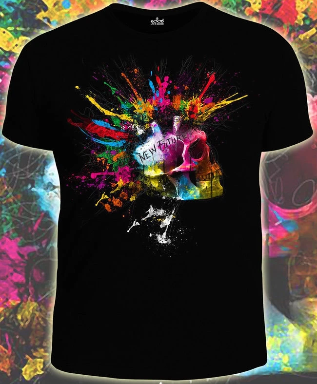 Мужская футболка с неоновым черепом светящаяся в темноте панк крутая Клубная