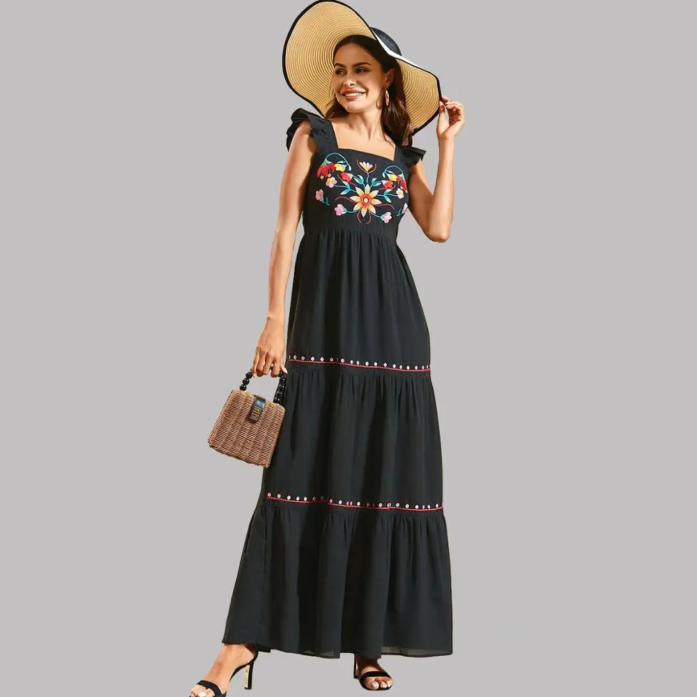 Женское платье на бретельках размера плюс с цветочной вышивкой и оборками летнее
