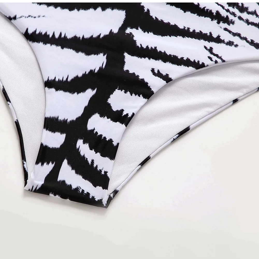 

New Summer Swimsuit S M L Three Piece Women Swimwear Halter Backless Bandage Hot Young Girl Beachwear Bathing Suit Bikini Set