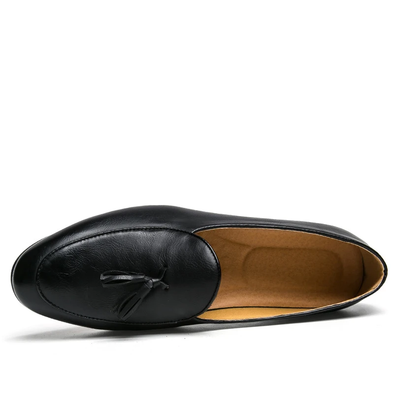 Мужские повседневные туфли ZERO MORE черные однотонные с острым носком слипоны