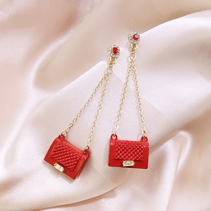 Необычные серьги кисточки с сумкой характерные трендовые Уникальные красные и