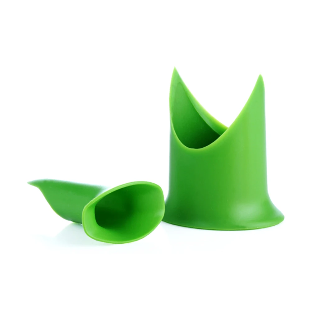 2pcs Kitchen Pepper Vegetable Cooking Core Seed Extractor Practical Clean Tool to Nuclear |