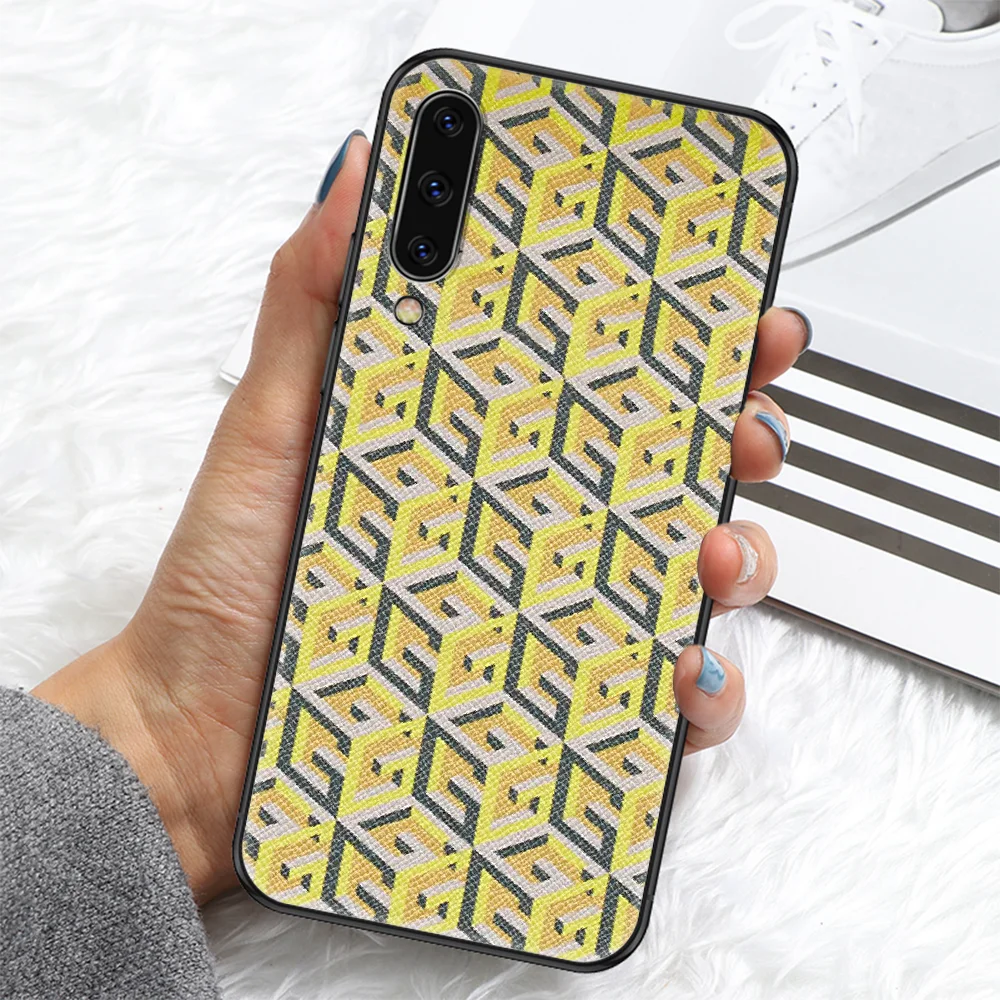 

Fashion guesses Brand Phone case For Samsung Galaxy A 3 5 7 8 10 20 21 30 40 50 51 70 71 E S 2016 2018 4G black art shell soft