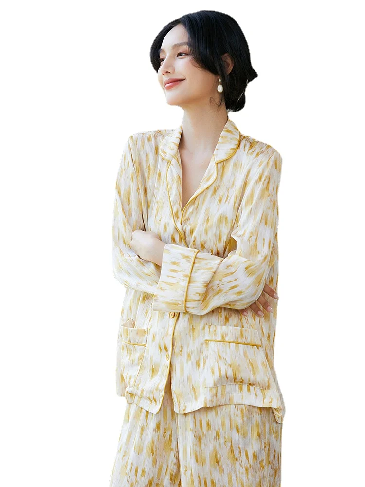 Women's pajamas spring and autumn ice silk new long sleeve two-piece printed silk suit leisure.