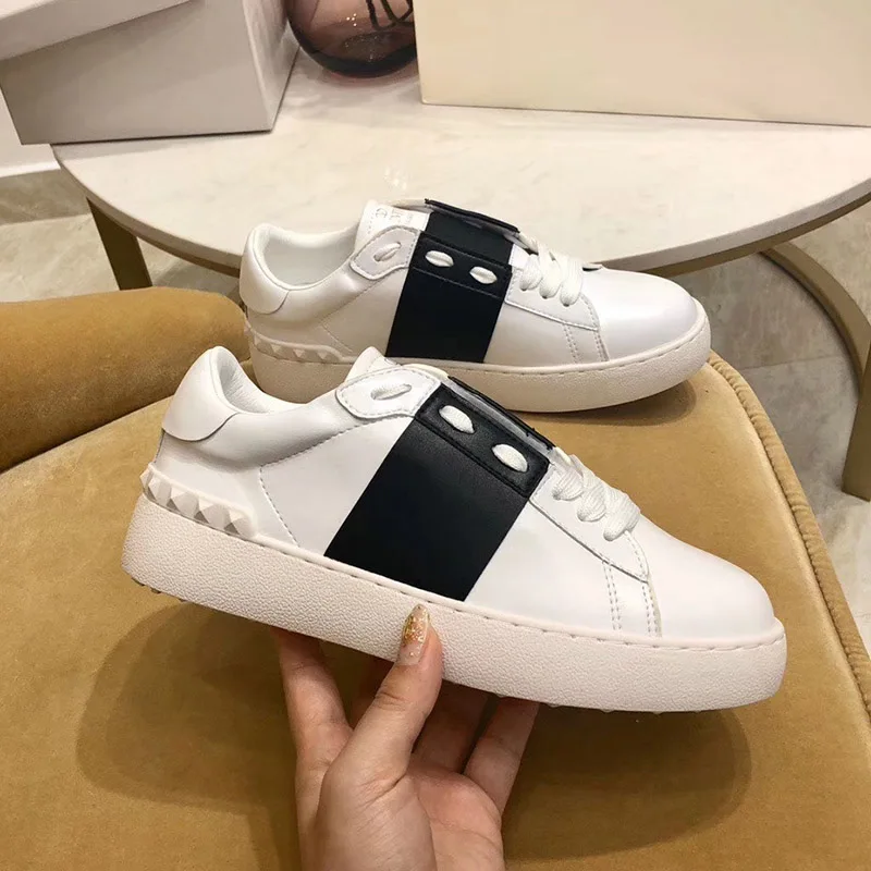 

2021 New Designer Leather Men Sneakers Plus Size 43 44 Breathable Luxury Brand White Men Vulcanized Shoes