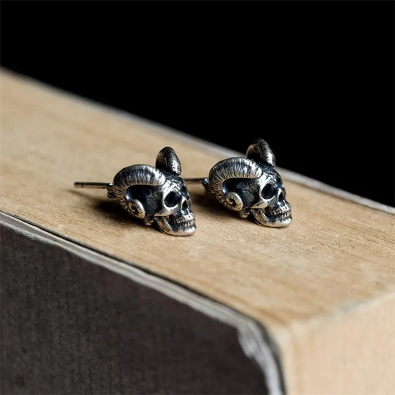 

New fashion retro style demon satan earrings unisex goth punk hip hop rock banquet party accessories holiday gifts wholesale