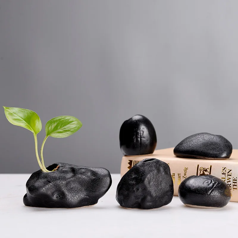 

Creative Black Small Stone Flower Simple Mini Zen Home Decoration Flower Arrangement Stone Small Vase Decoration Custom