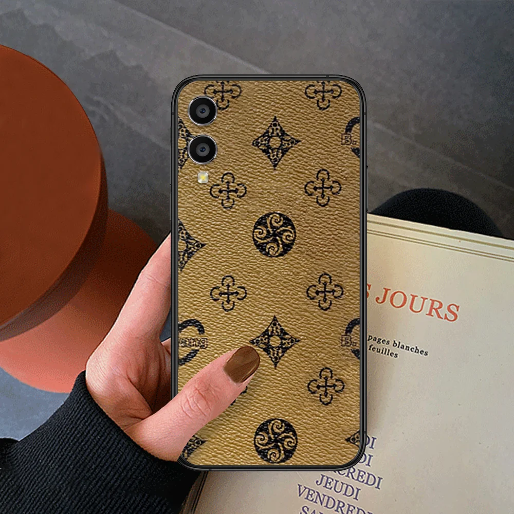 

Luxury Brand Flower Fashion Geometric Phone Case For Huawei Honor 6A 7A 7C 8 8A 8X 9 9X 10 10i 20 Lite Pro Play Black Etui