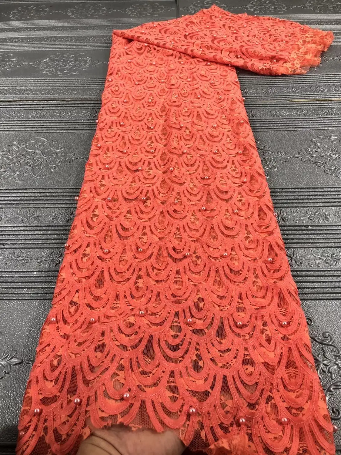 

MIQIER High Quality African Nigerian Tulle Lace Fabric Sequins Net Cloth Embroidered Wedding Party Dress Lates Beads 3D Solid