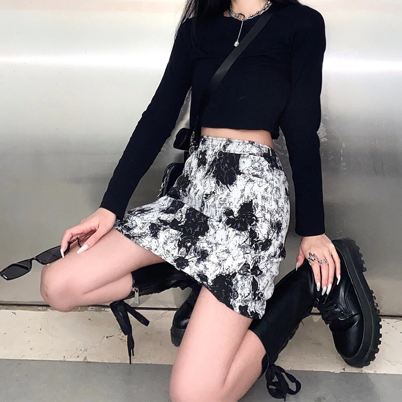 

Женская мини-юбка с запахом, летняя Жаккардовая юбка с высокой талией и цветочным принтом, в стиле Харадзюку, Y2K, корейская мода, уличная одеж...