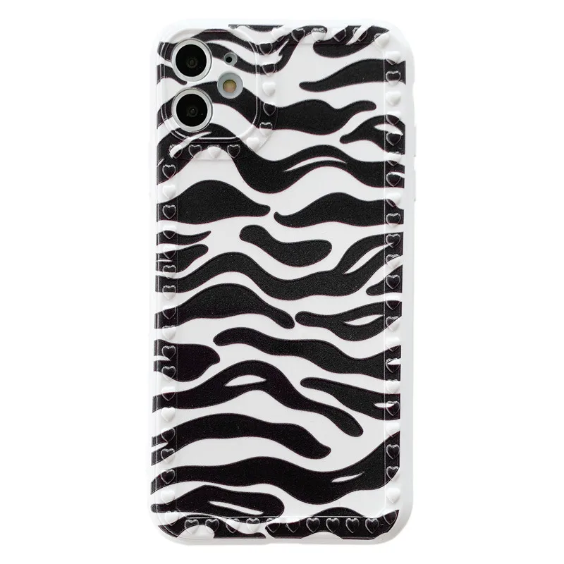 

Luxury Creativity Zebra Leopard Protective Cover for Iphone 11 Pro Max 7 8 Plus New Year Gift Phone Cases for X XS Max XR SE2020