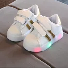 Кроссовки детские дышащие со светодиодной подсветкой, размеры 21-30