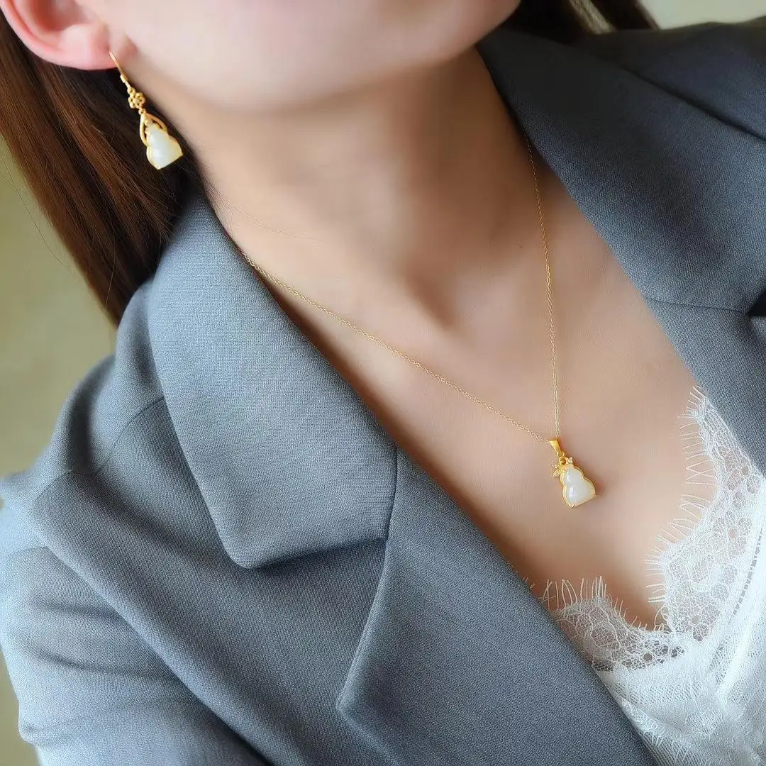 

Vintage Necklace Women's Ethnic Style S925 Sterling Silver Chinese Style Hetian Jade Silver Necklace Women's Jade Small Calabash