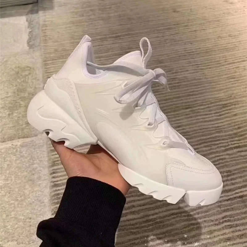 

Lace Up Air Mesh Women Vulcanized Shoes Chunky Bottom Female Shoes Fashion Women Sneakers Luxury Brand High Quality 2021