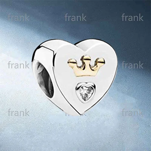 

791739CZ Majestic Heart Charm