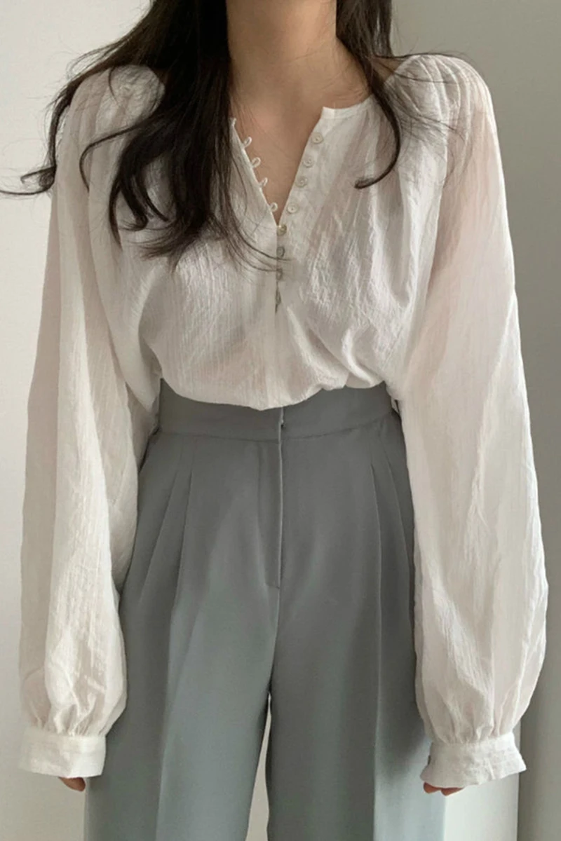 

VANOVICH Korean Style New 2021 Summer Women Shirts Round-necked Wild Fashion Ladies Shirts Long-sleeved Korean Style Women Tops