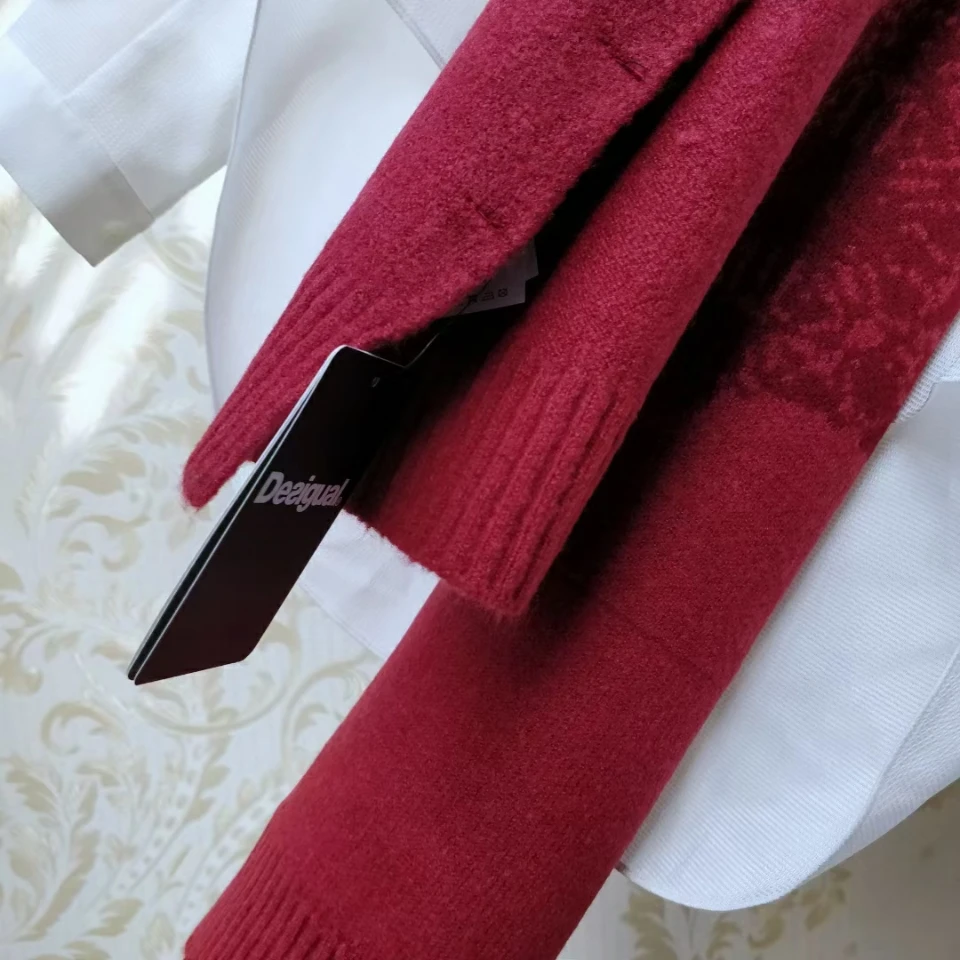 

new spain For Ladies Fashion is Super Beautiful Scarf