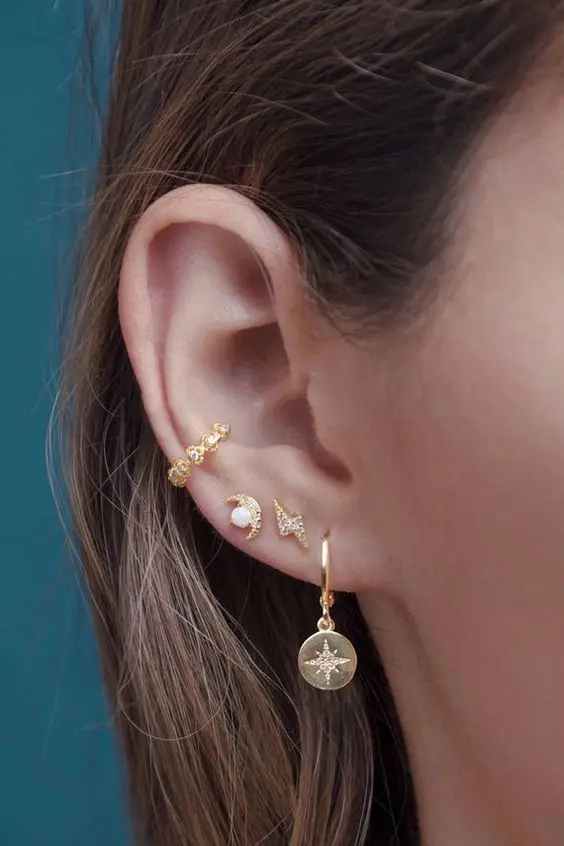 Серьги-гвоздики без пирсинга ювелирные украшения золотого цвета из