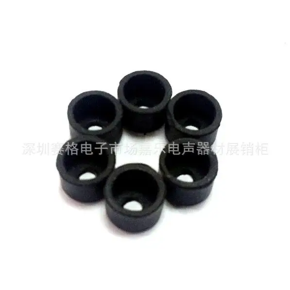 Массовая точка поставки 9767 резиновых рукавов среднего размера губчатых и