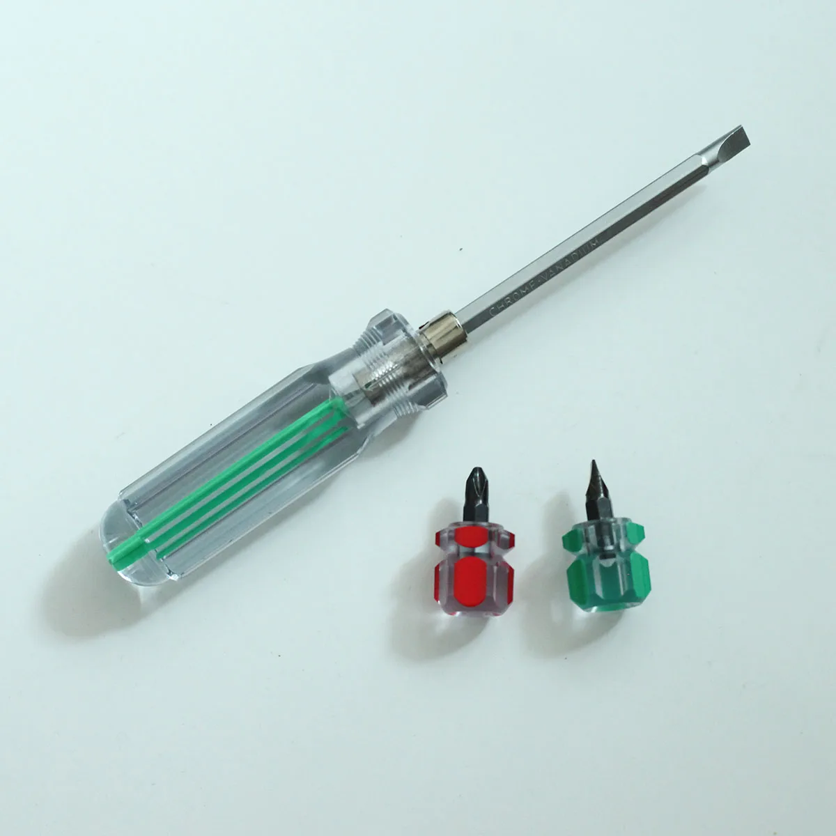 Отвертка с двойной головкой и магнитным крестом 6 мм