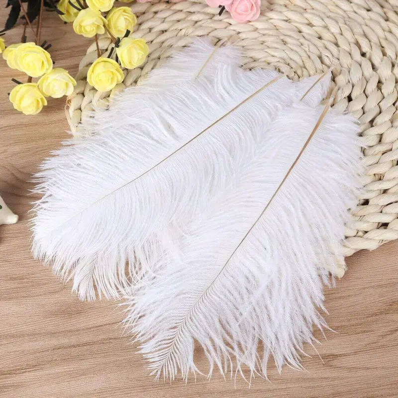 Перо страусиное пушистое элегантное бело-Черное Красное для украшения дома