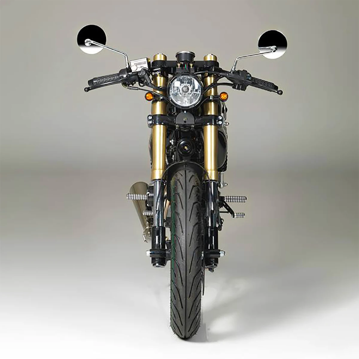 

Universal Vintage Calssic Motorcycle Custom LED Turn Signal Light Cornering Lamp Turn Light Steering Lamp Direction Indicator/