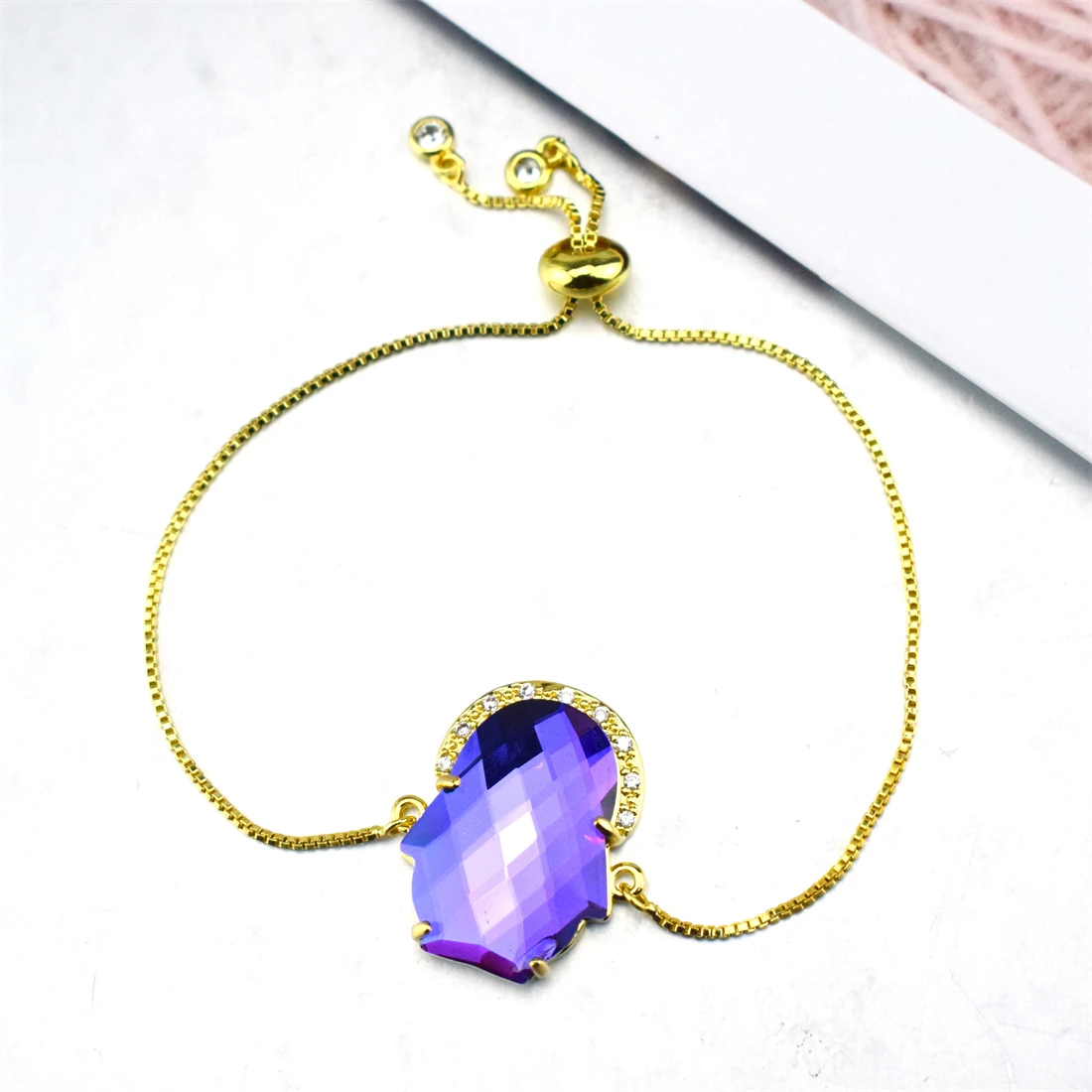 

Unique Penguin Bracelet Crystal Bracelet for Women AAA Cz Zircon Jewelry 16 Color Selection Gifts