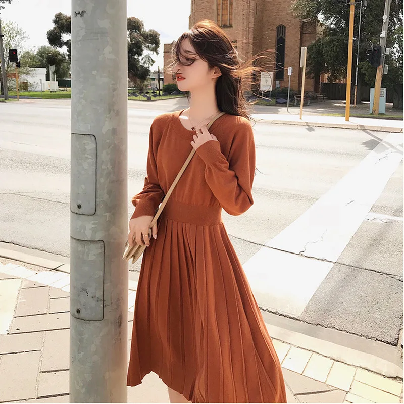 

Autumn Winter Knitted Women's Dress 2021 New Waist Slimming Solid Midi Dress Women Pleated Long-Sleeved Dresses Robe Streetwear