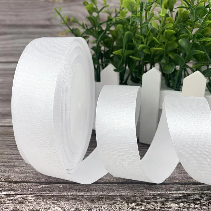 Атласная лента 22 метра в рулоне для упаковки подарков украшение рождественской