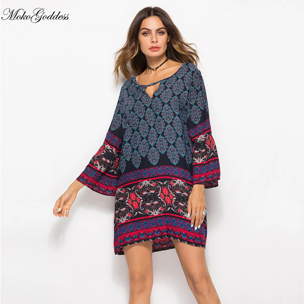 Женское мини-платье с принтом длинным рукавом и V-образным вырезом | Женская