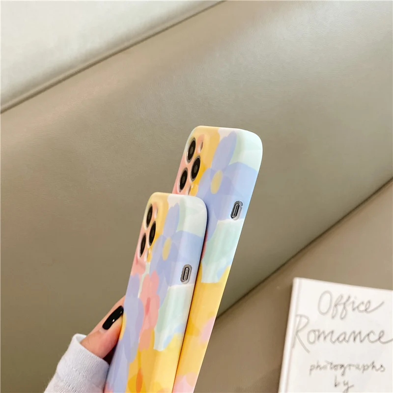 Cute Colorful Flowers Phone Case For iPhone 13 Pro Max 12 Mini 11 X XS XR 7 8 Plus SE 2020 Fashion Floral Soft Shockproof Cover